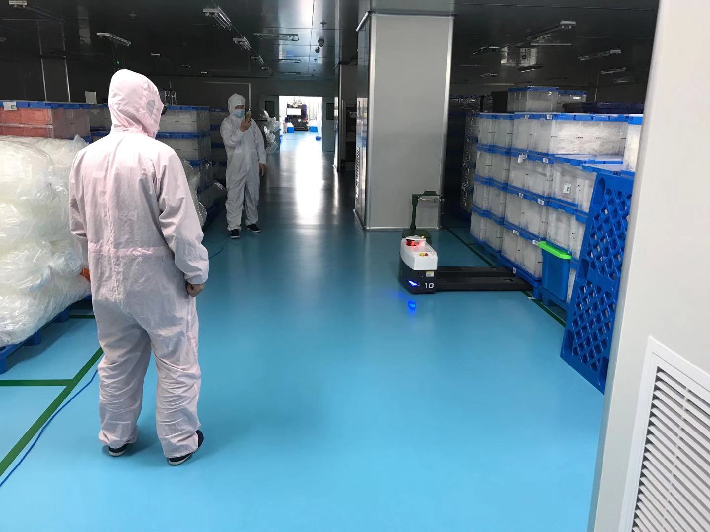 710公海AGV机器人义不容辞